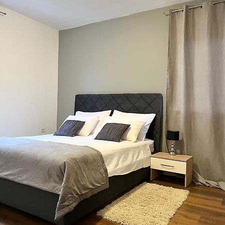 Apartment Domus Lauri Umag Eksteriør billede